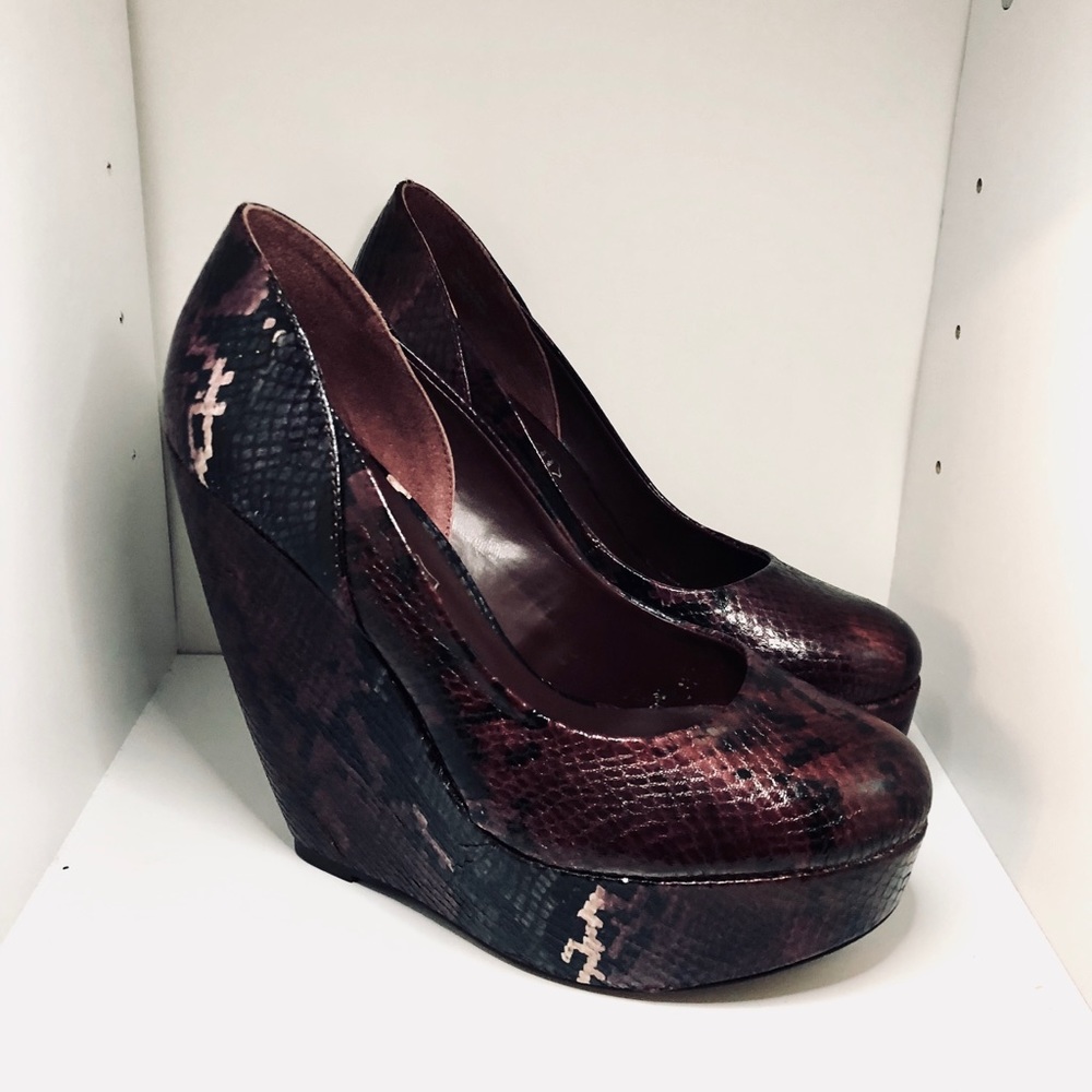 Aldo Foxwoods Wedge Platform Heels Size 7 Plum